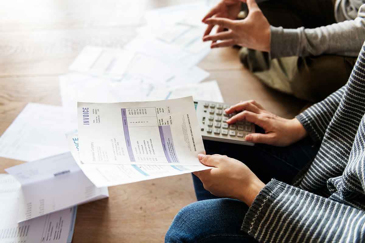 Endividamento de brasileiros atinge recorde em 12 anos